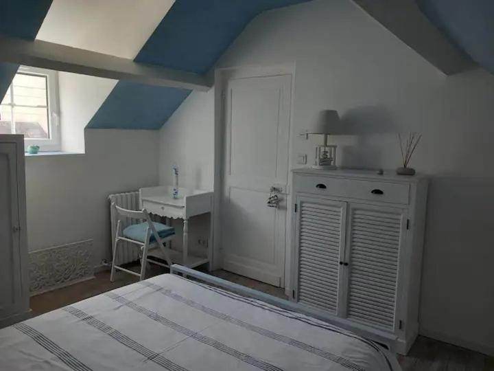 Chambre Bleue Avec Acces Plage Bourges Eksteriør billede